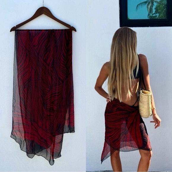 jaeger Accessories - Vintage Red & Black Jaeger Scarf